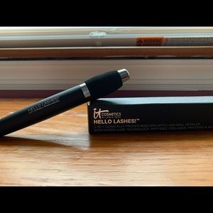 ‘It Cosmetics’ Hello Lashes! Mascara